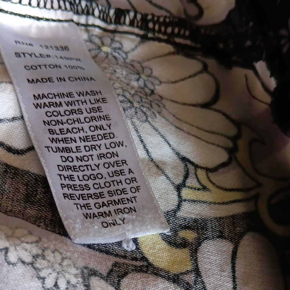 Koi Black and White Floral Tunic - Picture 4 of 9
